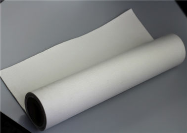 Çin Monofilament Sıvı Keçe Polyester Filtre Bezi Dokumasız Beyaz Renk 600 GSM Fabrika